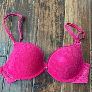 Abercrombie & Fitch pink lace push-up bra 34B